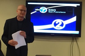 Wayne Freedman of KGO-TV shares his storytelling techniques with APTRA seminar participants.